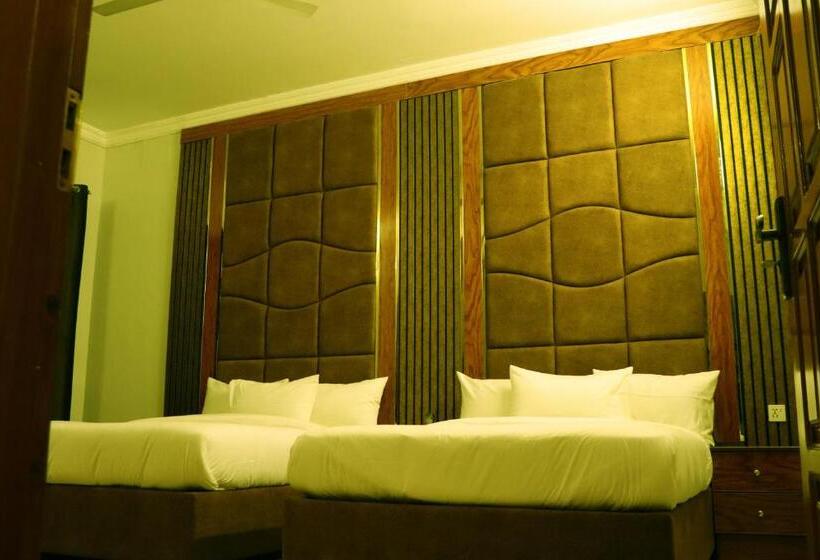 پانسیون Hayat Grand Guest House