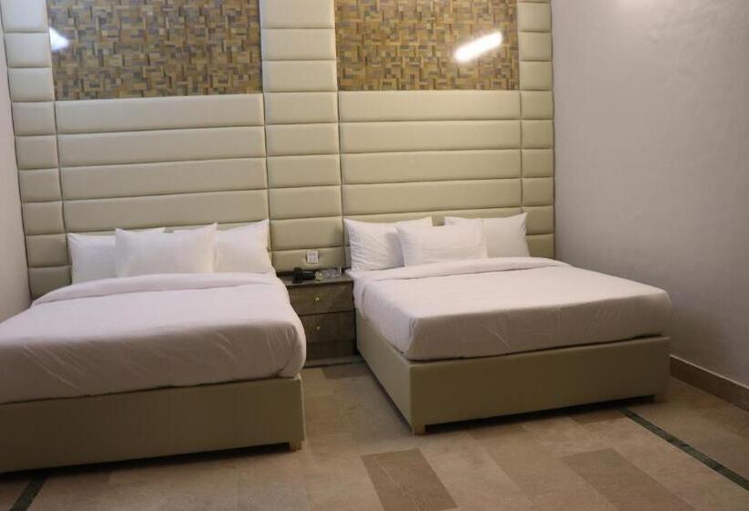 پانسیون Hayat Grand Guest House