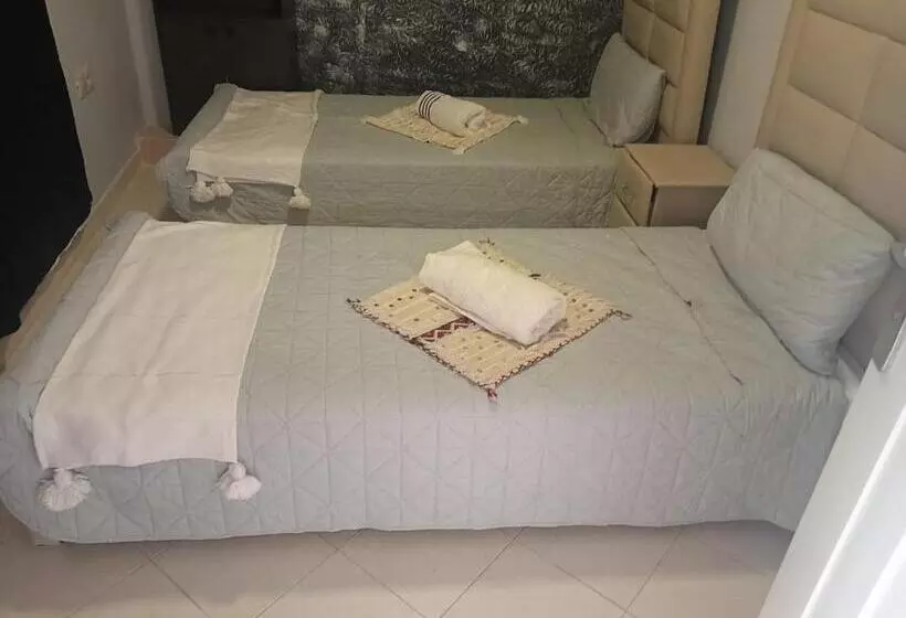 پانسیون Malak Tingis