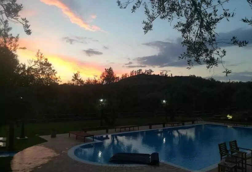 هتل Agriturismo Donnomarco