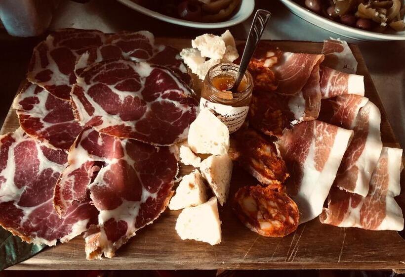 هتل Agriturismo Donnomarco