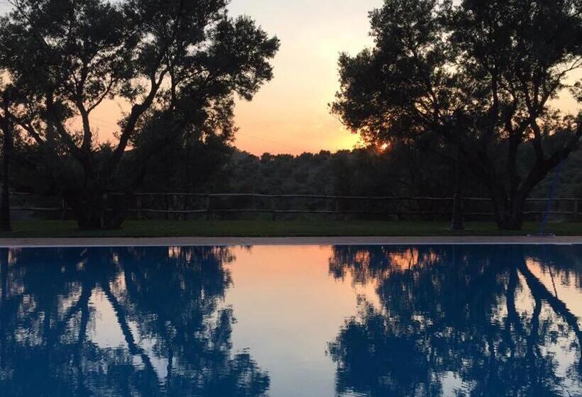 هتل Agriturismo Donnomarco