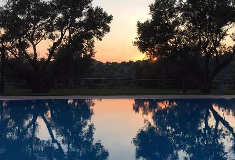 هتل Agriturismo Donnomarco