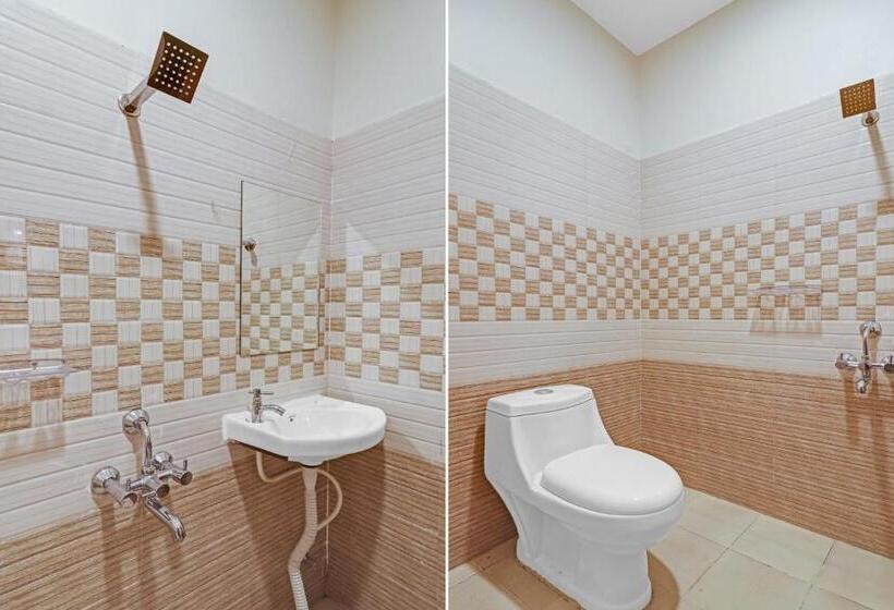 Hotel Collection O Shamshabad