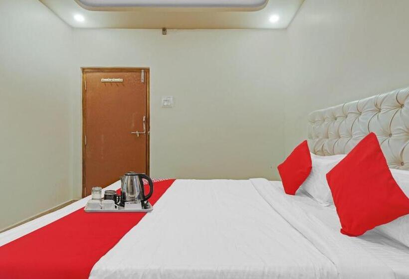 Hotel Collection O Shamshabad