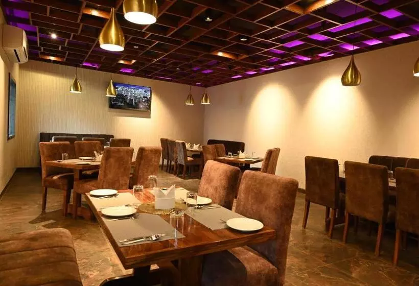 Hotelli Sonnesta Grand