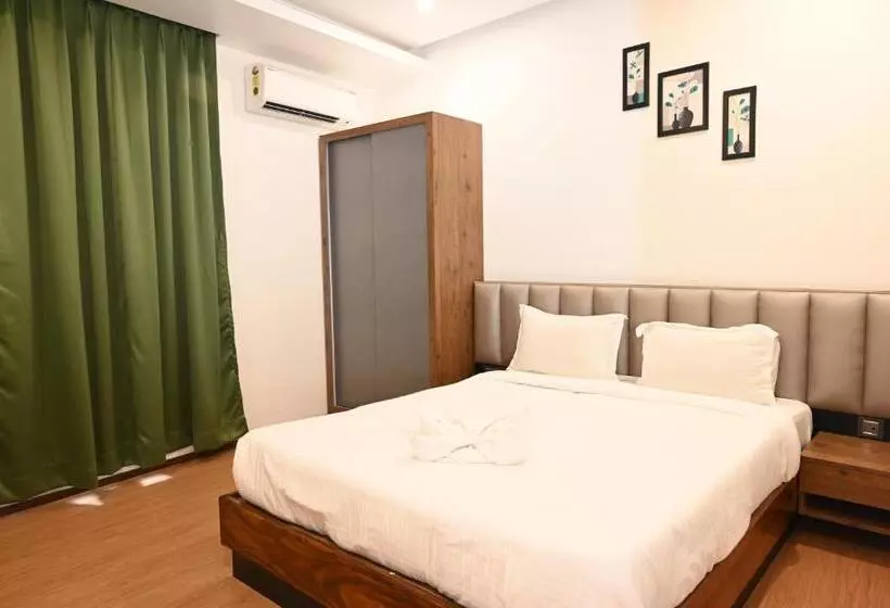 Hotelli Sonnesta Grand