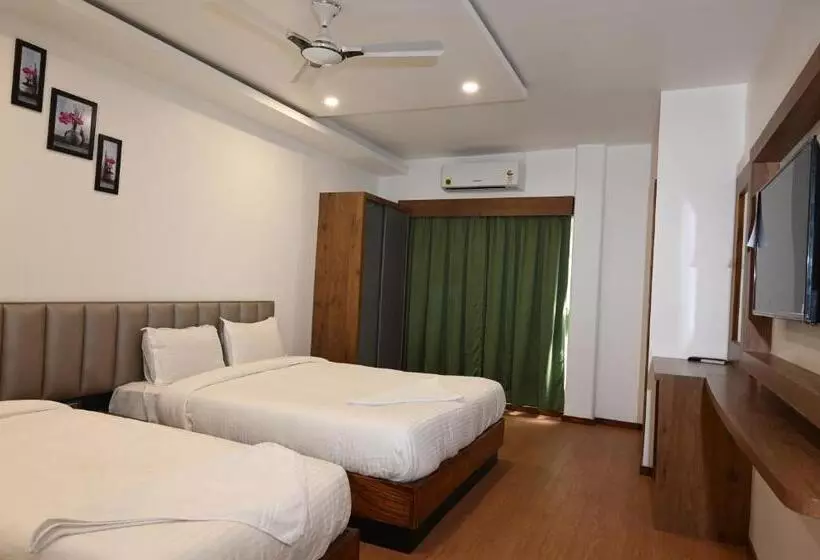 Hotelli Sonnesta Grand