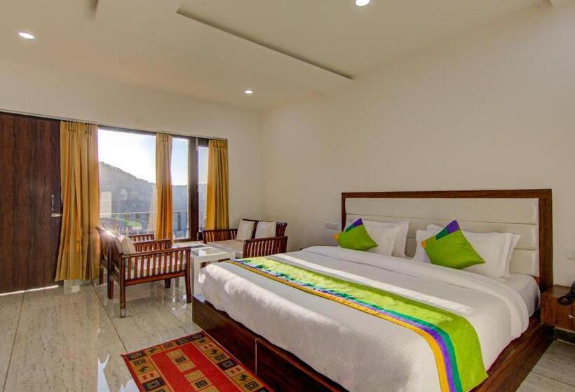 Hotel Treebo Down Town, Dalhousie