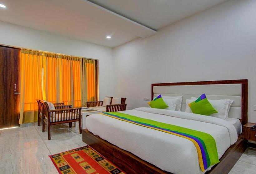 Hotel Treebo Down Town, Dalhousie