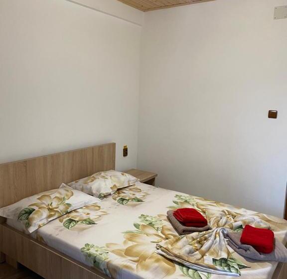 Пансион Vila Krystal