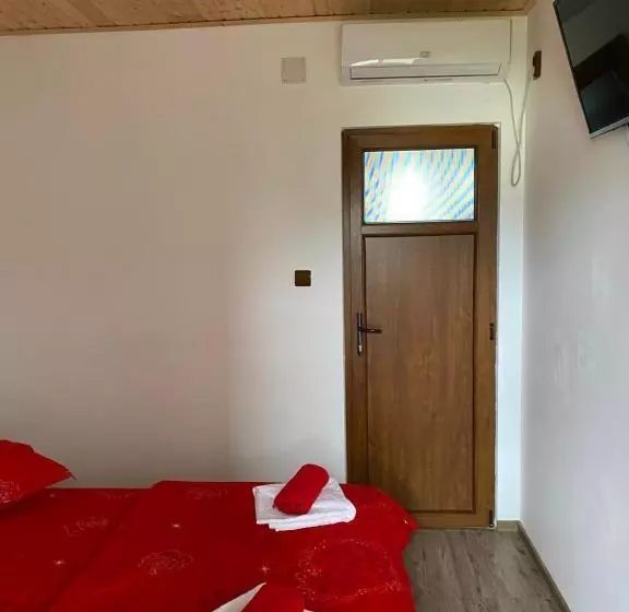 پانسیون Vila Krystal