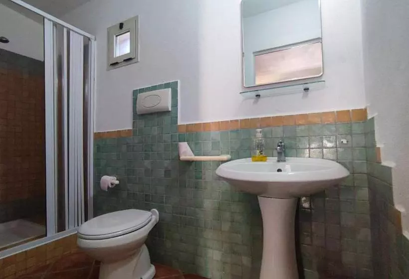 هتل B&b Cala Cartoe