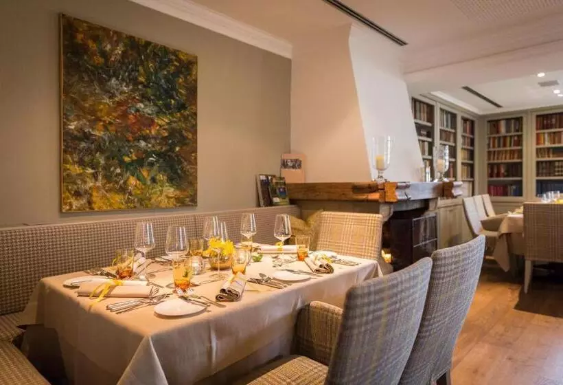 Hotelli Landhaus Bacher