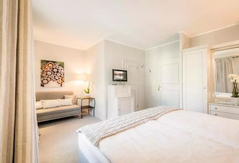 Hotelli Landhaus Bacher