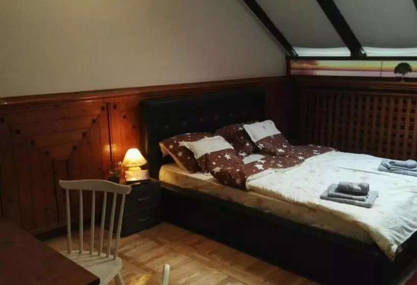 پانسیون Fortezza Rooms