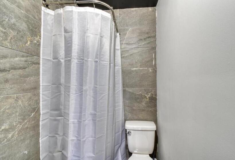 민박 The International House Hostel