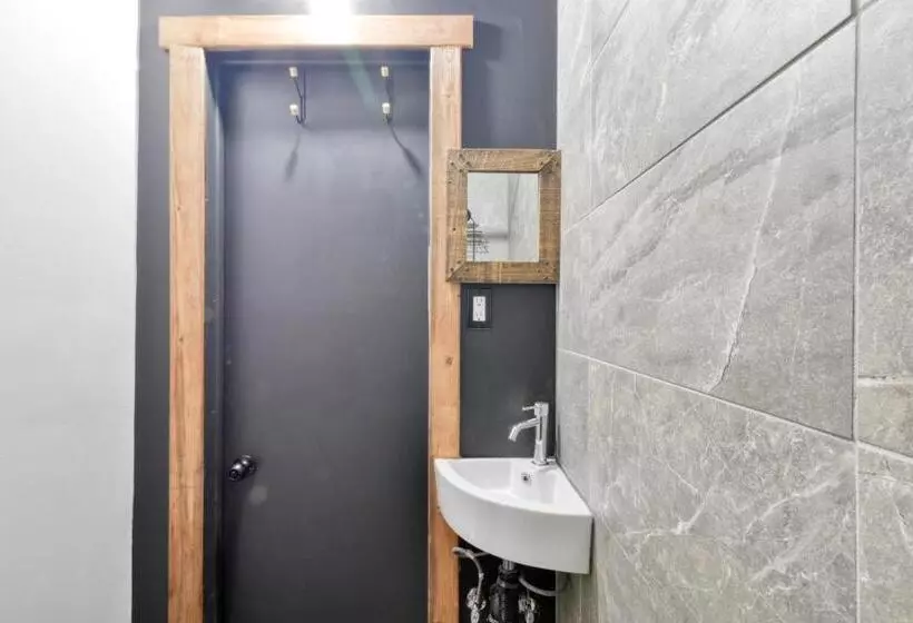 Aamiaismajoitus (B&B) The International House Hostel