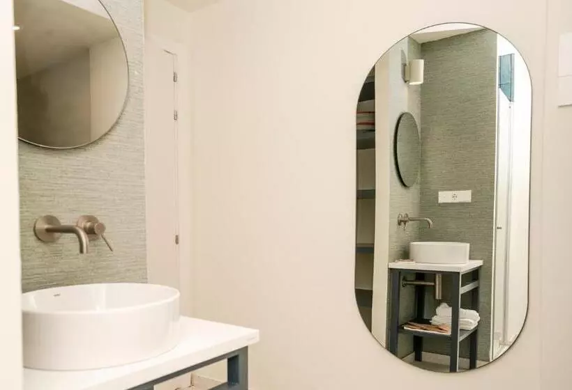 هتل Atlante Sanxenxo Boutique