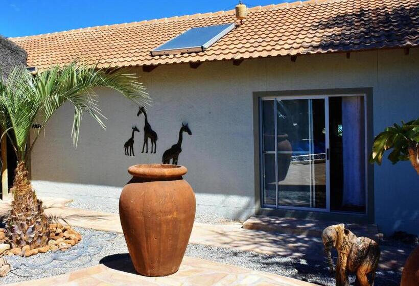 تختخواب و صبحانه Kamaku Guesthouse Cc