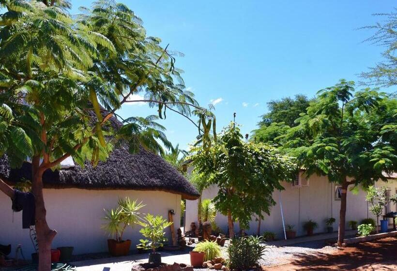 تختخواب و صبحانه Kamaku Guesthouse Cc