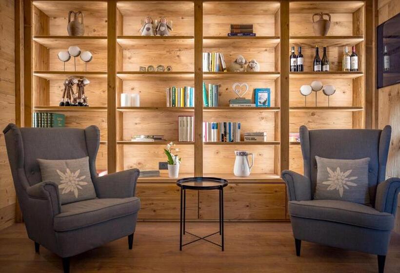 בית מלון כפרי Albergo Cavallino