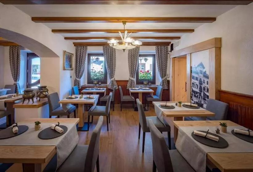ホテル Albergo Cavallino