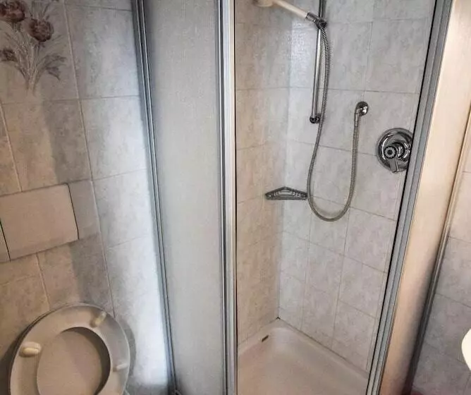 هتل Albergo Somont
