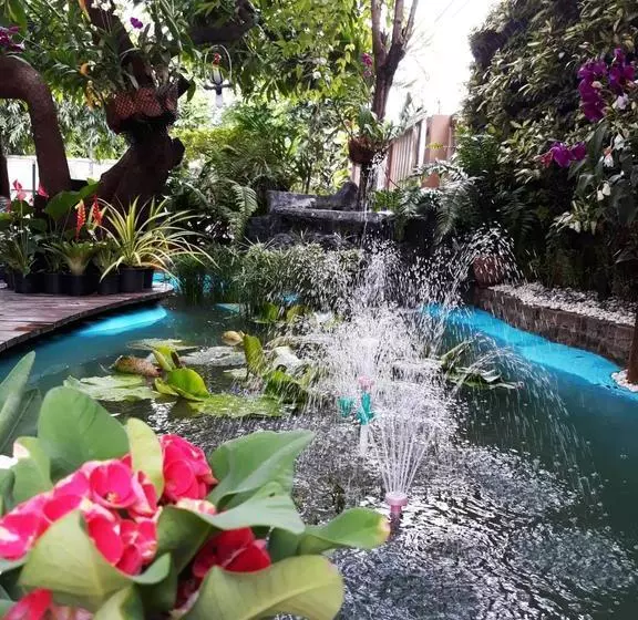 هتل Nontharat Mansion