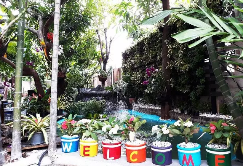 هتل Nontharat Mansion