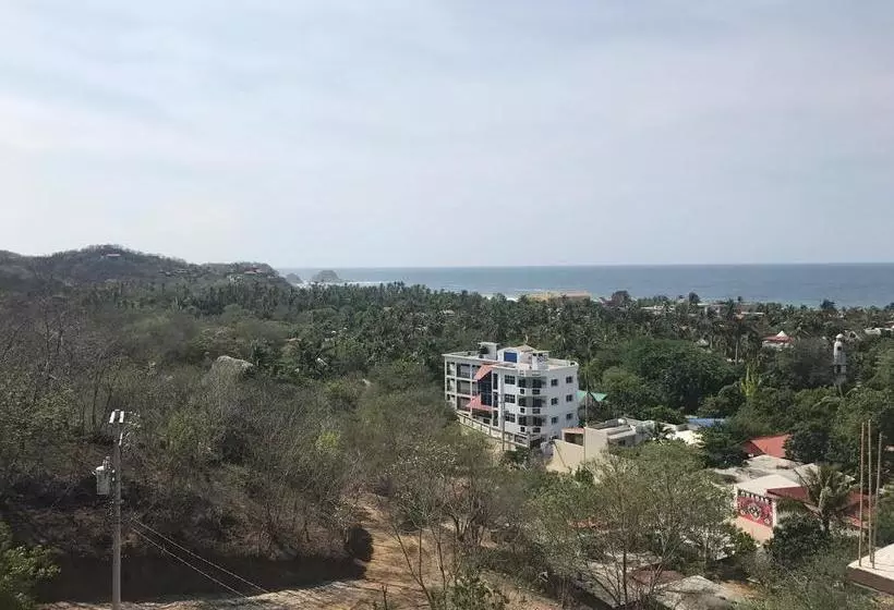 Hotelli Punta Del Sol