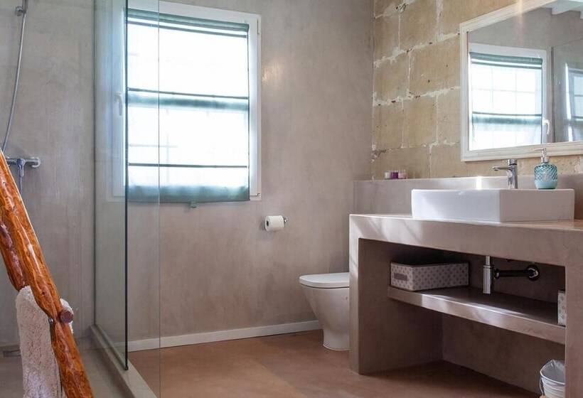 Petit Hotel Sa Torre Des Sol