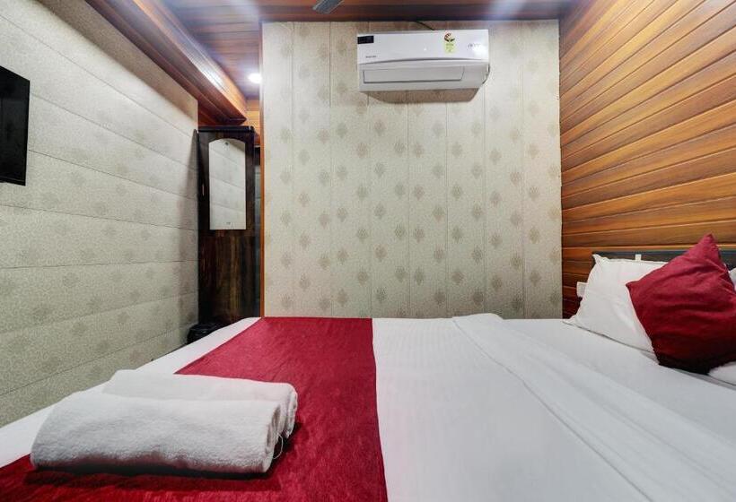 Отель Ab Residency