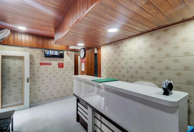 Отель Ab Residency