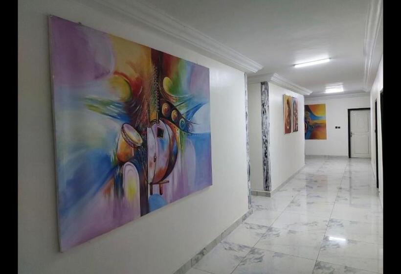 پانسیون Room In Guest Room   Royal Blue Guest House Bar Economy Double Bed