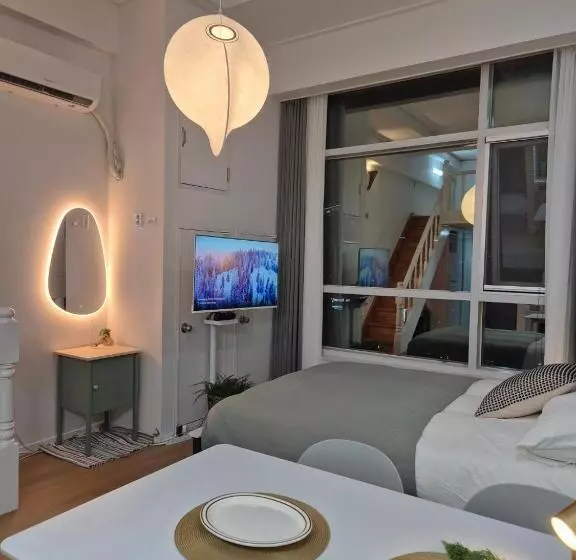 پانسیون Sunny House