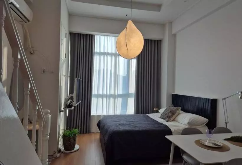 پانسیون Sunny House