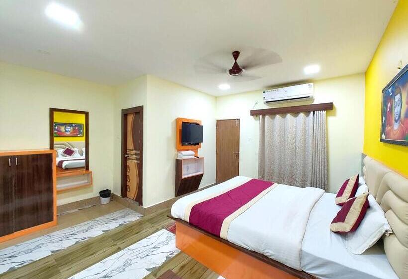 Goroomgo Hotel Coral Suites Puri   Swimming Pool With Fully Air Conditioned And Spacious Room   Near