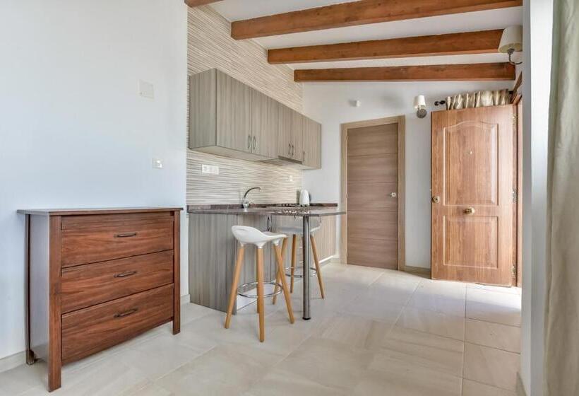 پانسیون Villa Fortuna Apartamentos у Estudios Para Vacaciones Con Piscina Común, Calpe