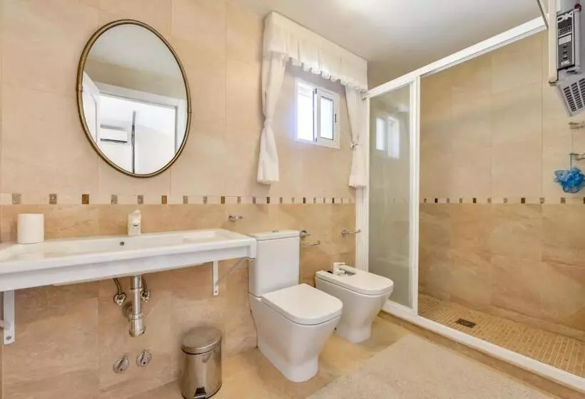 Majatalo Villa Fortuna   Apartamentos у Estudios Para Vacaciones Con Piscina Común, Calpe