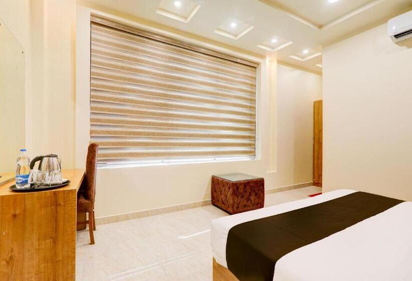 Super Hotel O The Ashiyana Stay