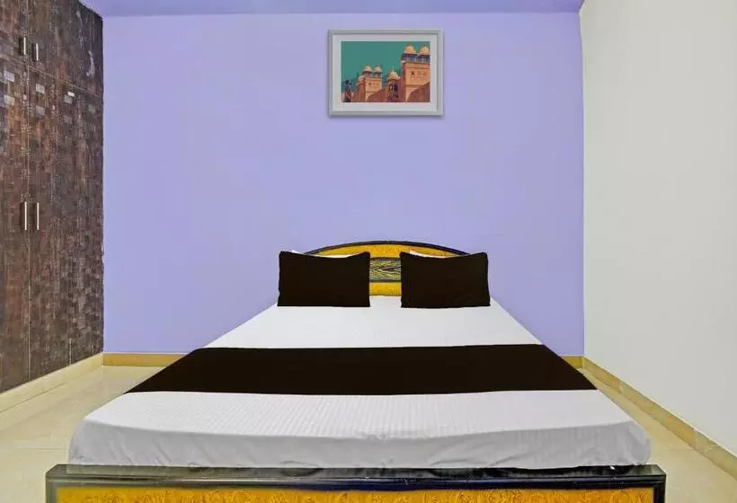 Oyo Hotel Dazzle Inn Prime