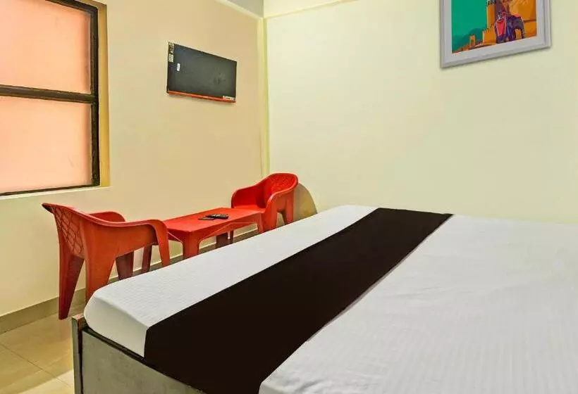 Oyo Hotel Dazzle Inn Prime