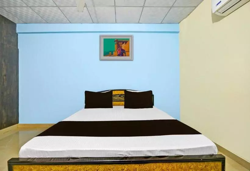 Oyo Hotel Dazzle Inn Prime