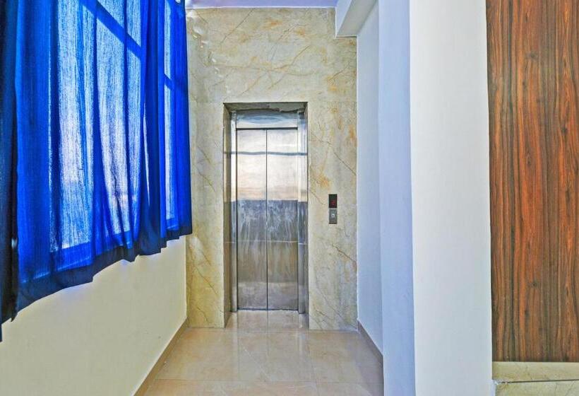 Oyo Hotel Dazzle Inn Prime