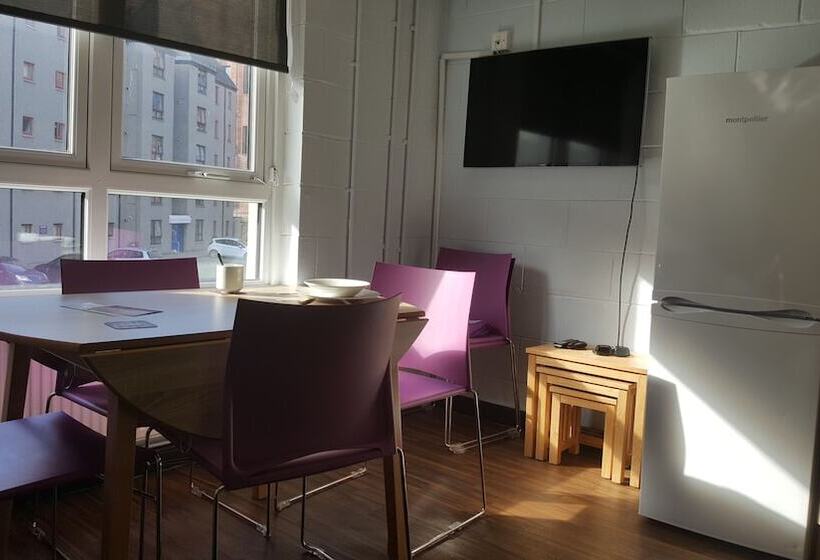 Cămin Woolmanhill City Centre   Campus Accommodation