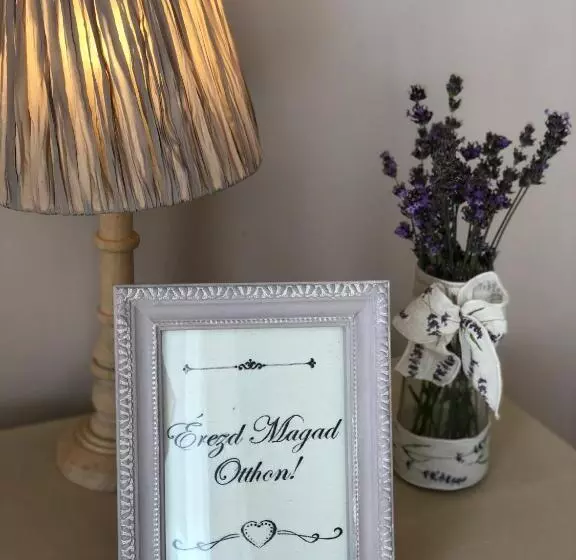 Aamiaismajoitus (B&B) Tulipán Villa Panzió