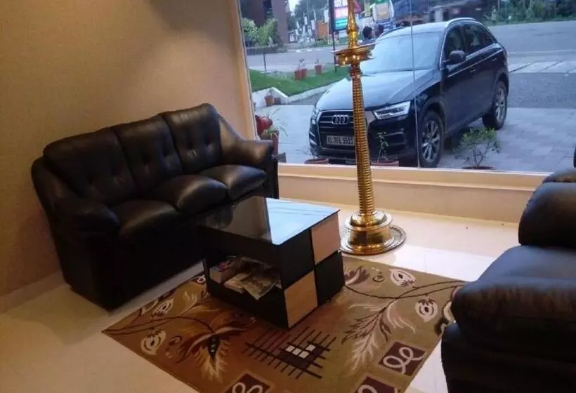 Hotelli Ashoka Residency Chottanikkara