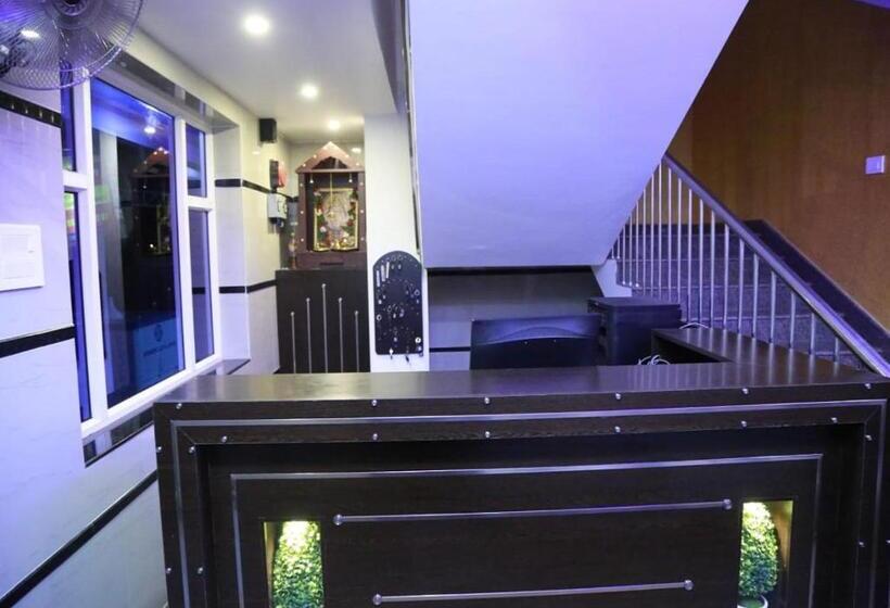 Отель Ashoka Residency Chottanikkara