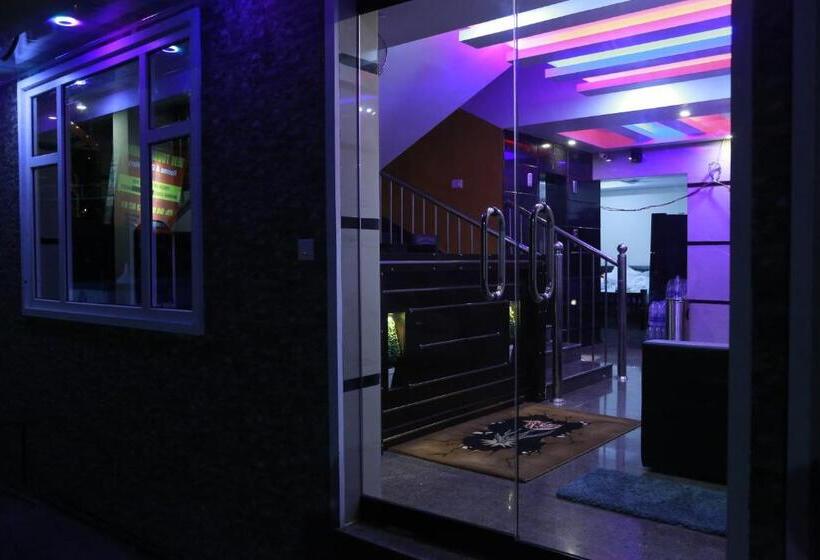 Отель Ashoka Residency Chottanikkara